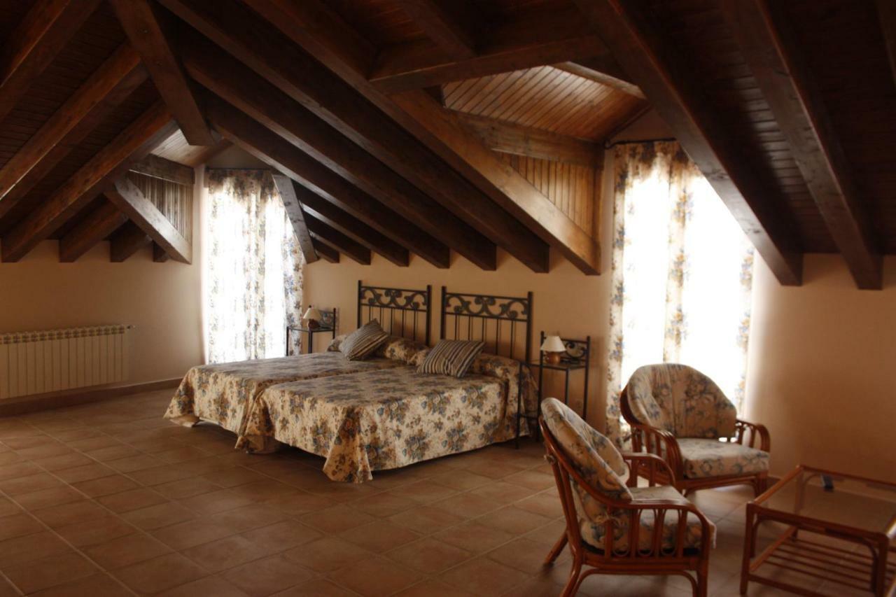 Casa Rural La Fragua グアダリクス・デ・ラ・シエラ エクステリア 写真