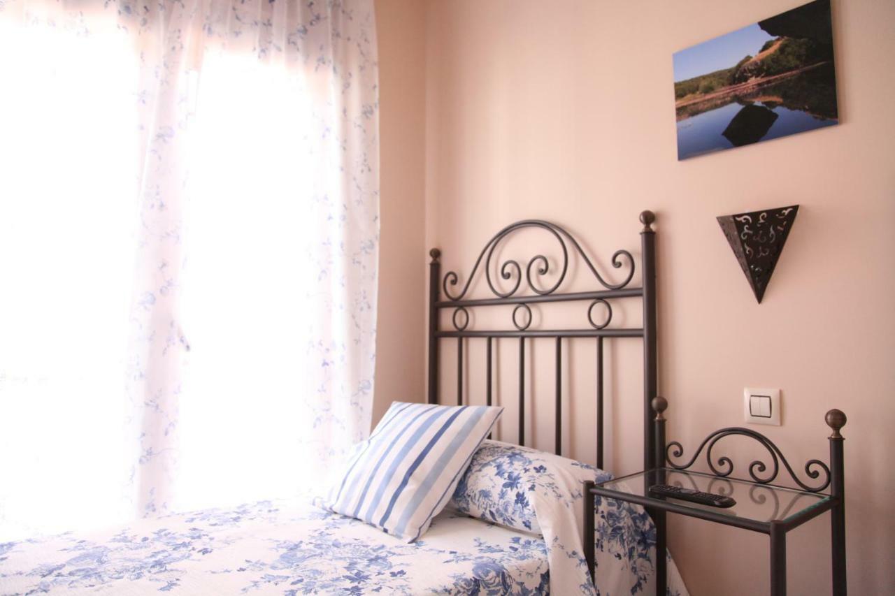 Casa Rural La Fragua グアダリクス・デ・ラ・シエラ エクステリア 写真